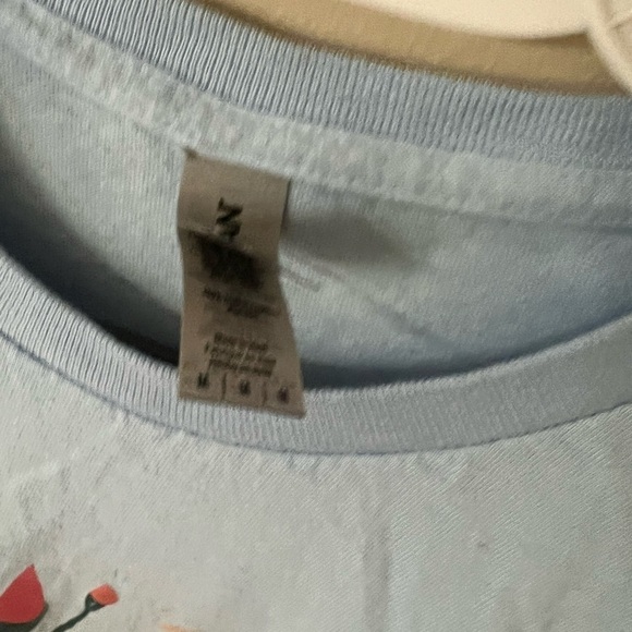 Mama’s prayers tshirt - Picture 2 of 2